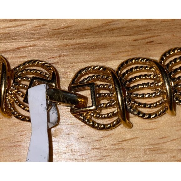 Vintage Napier Gold-Tone Linked Necklace - Picture 2 of 8